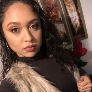 Meet your Posher, Liliana